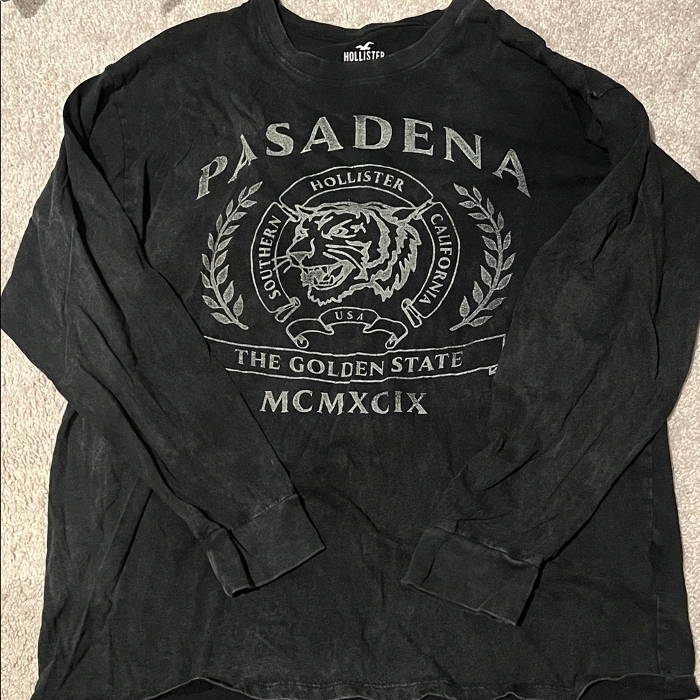Hollister Charcoal Graphic Long Sleeve Tee